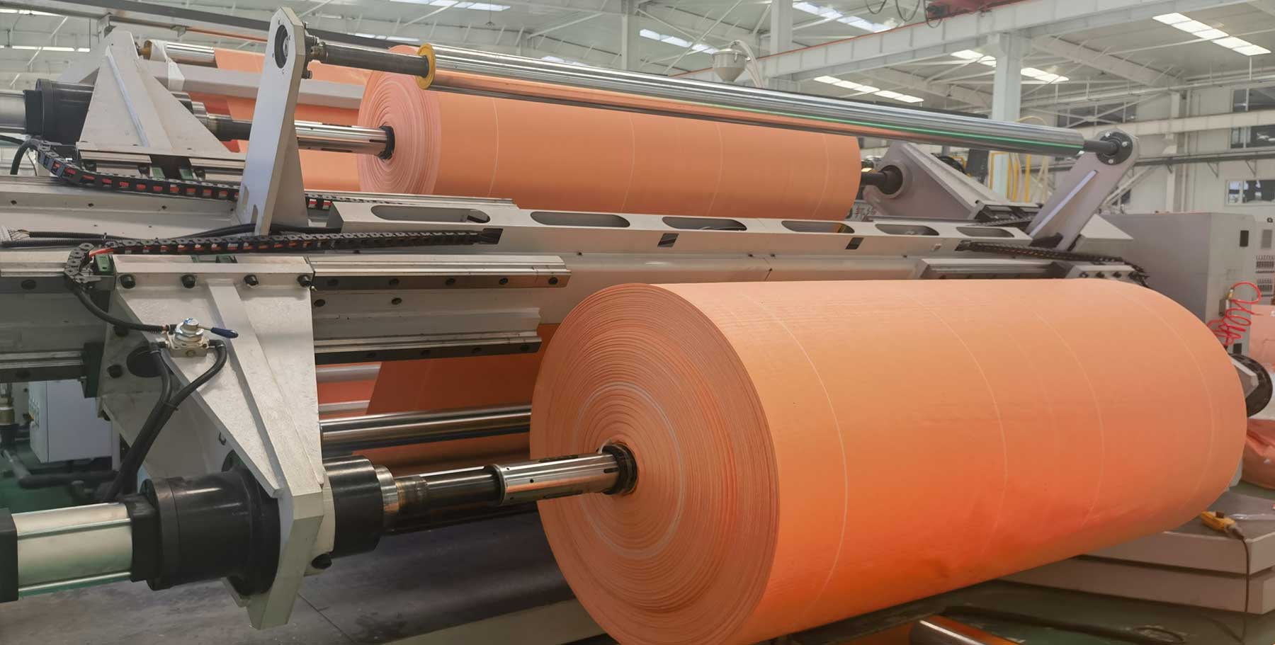 塑料擠出復(fù)膜機(jī)組